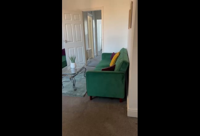 5 bedroom fully furnished  Main Photo