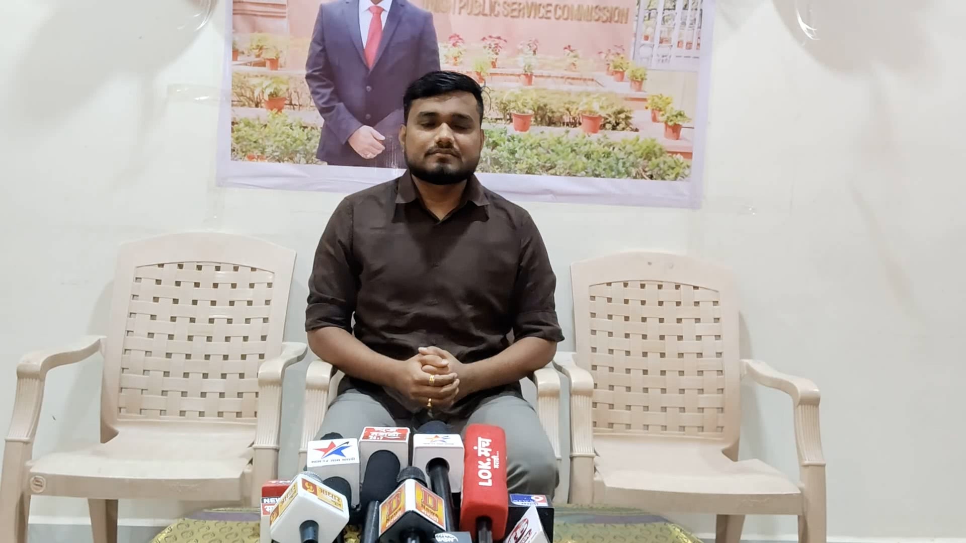 यूपीएससी परीक्षेत नांदेडचा ऋषिकेश पालीमकर देशपातळीवर 283 व्या रॅंकिंग मध्ये उत्तीर्ण ऋषिकेश ला शुभेच्छाचा वर्षाव होत आहे