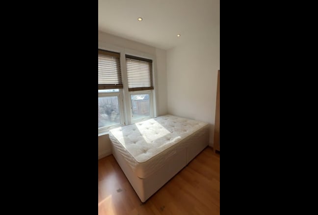 Modern Studio Sep Kitchen N3  Main Photo