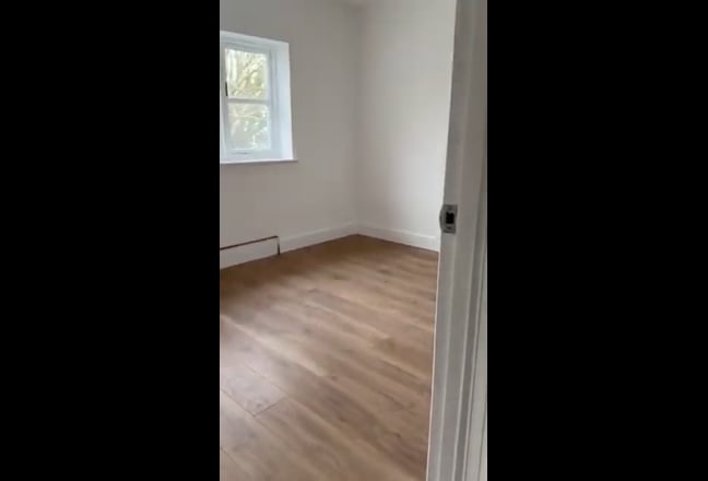 🏡 Stunning 3-Bedroom House Private Garden & Drive Main Photo