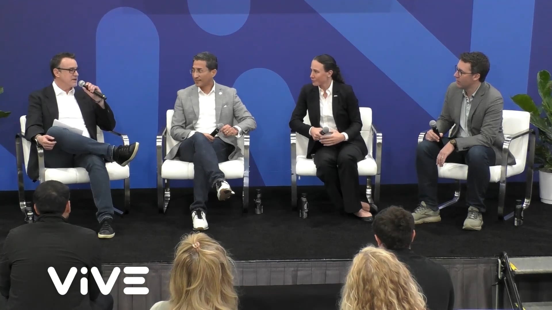 Outsmarting Uncertainty: Confidence to Win and Lose in the Startup & Innovation World 