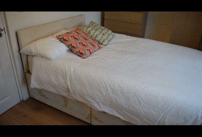 Large En-suite room  Main Photo