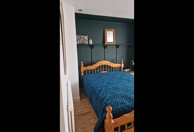 Freshly refurbished Double Room in  house share Main Photo