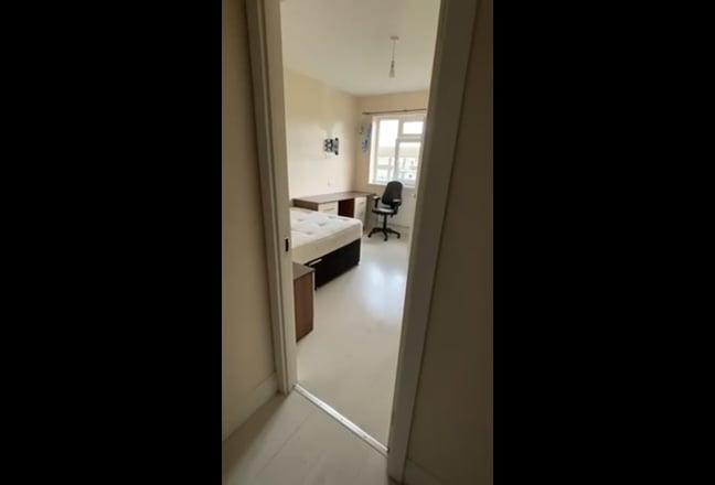 Video 1: Kitchen area