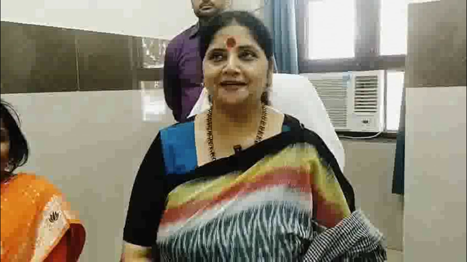 राज्य महिला आयोग के अध्यक्ष बबीता सिंह चौहान का गाजीपुर दौरा