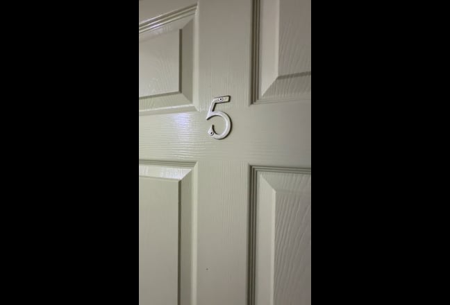 All Bills Included| Zero Deposit| No Hidden Fees Main Photo