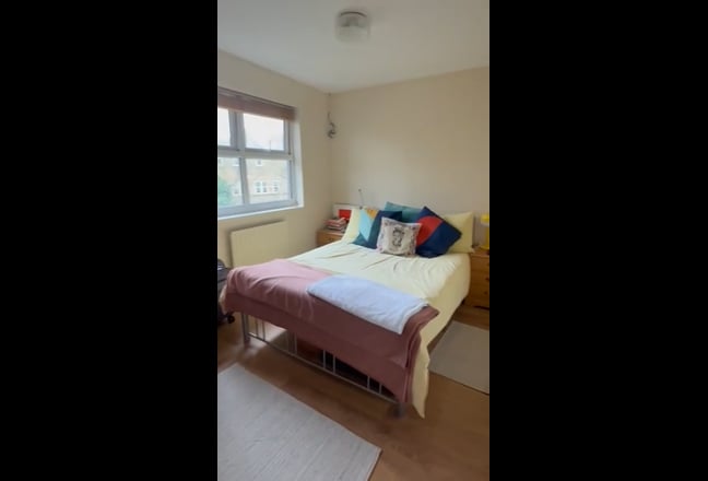 Canada Water Stn 7mins/Large Secluded House & Room Main Photo