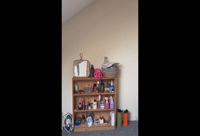 Room available at Roman Road | Lease Takeover  Main Photo