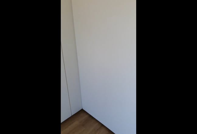 Spacious room with ensuite and 2nd storey view Main Photo