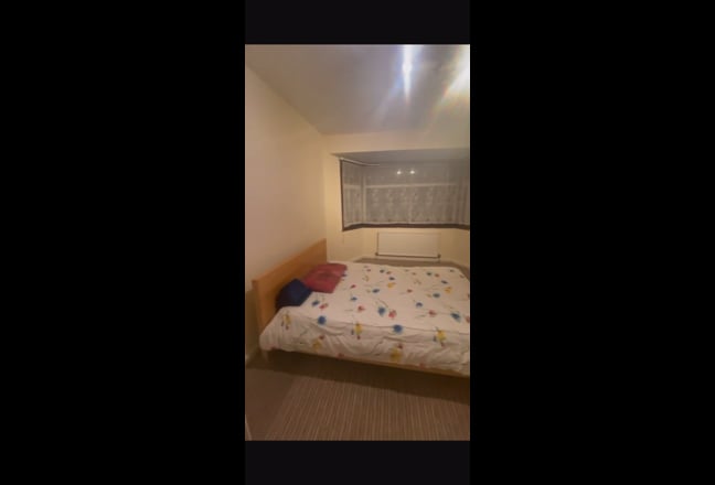 Large Double Room in Colindale | Available Now Main Photo