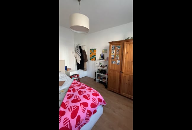 Large room in Bethnal Green, East London to rent ☺ Main Photo