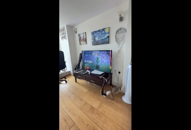 A Room With A Beautiful View at Royal Arsenal Main Photo