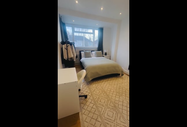 2 Lovely double rooms Main Photo