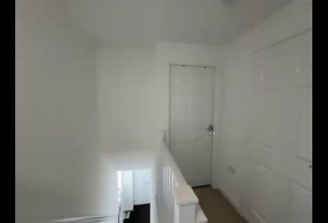 Spacious Double Room – Modern New Build – NG17 3NJ Main Photo