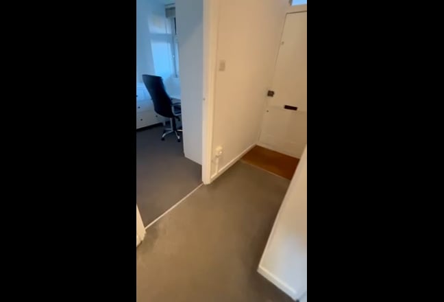 Looking for Male Flatmate – Main Photo