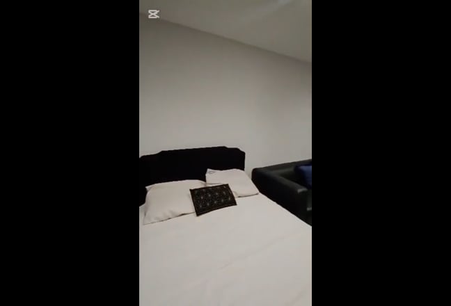 Ensuite room available to rent Main Photo