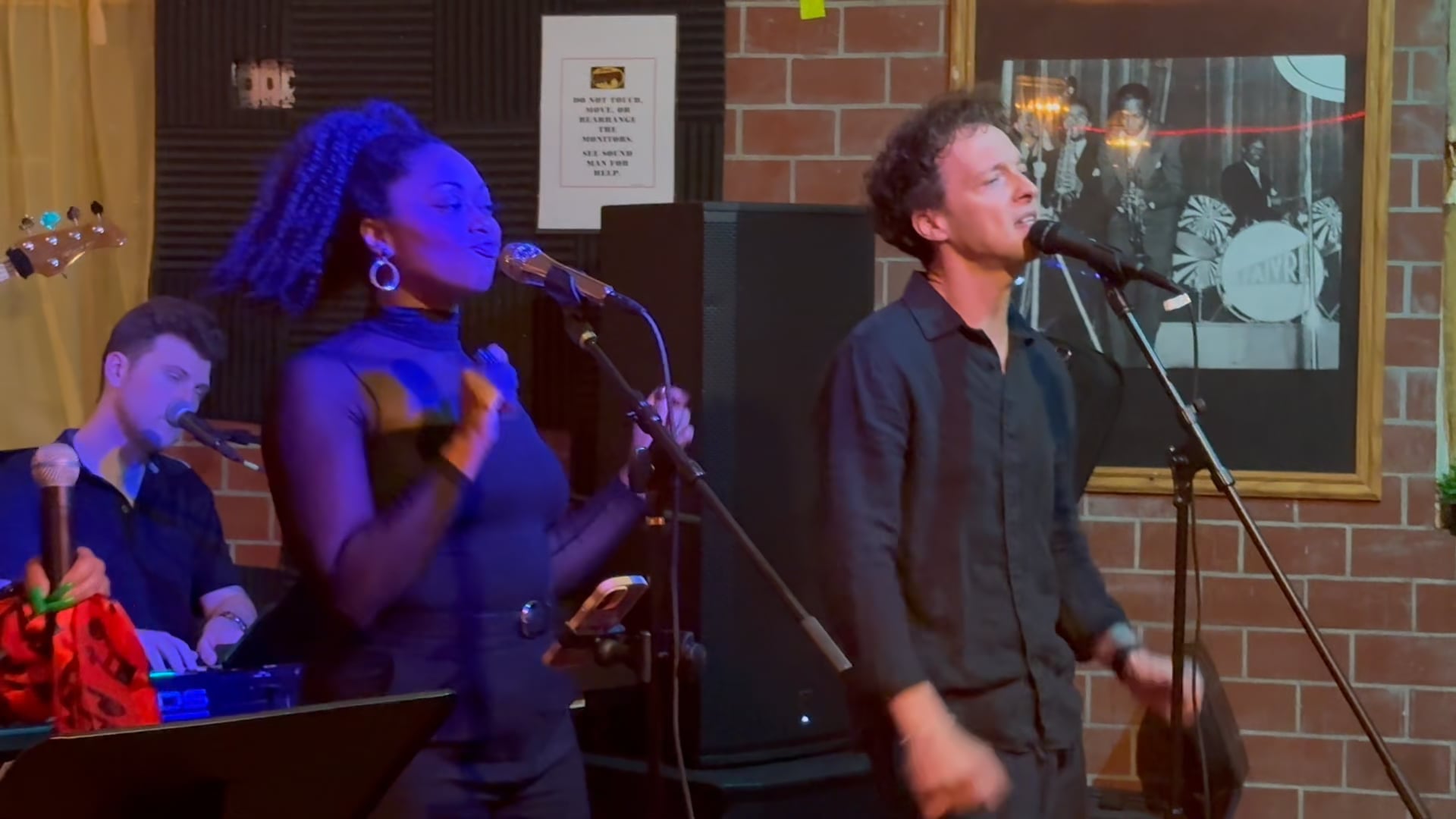 3.7.26 For the Cool In You - Roscoe's Jazz Lounge