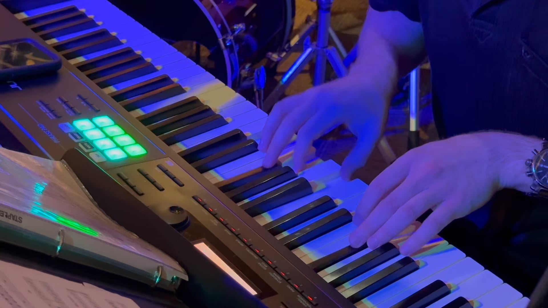 3.7.26 Keys Sizzle - Roscoe's Jazz Lounge