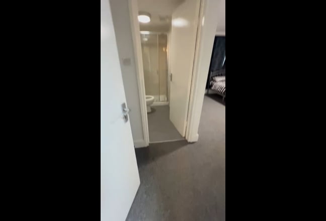 Kingsize Room - Ensuite  Main Photo