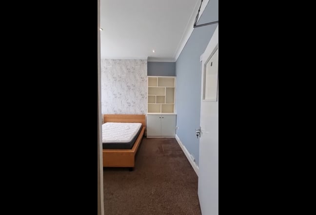 Specious double Room wood green Alexander Palace  Main Photo