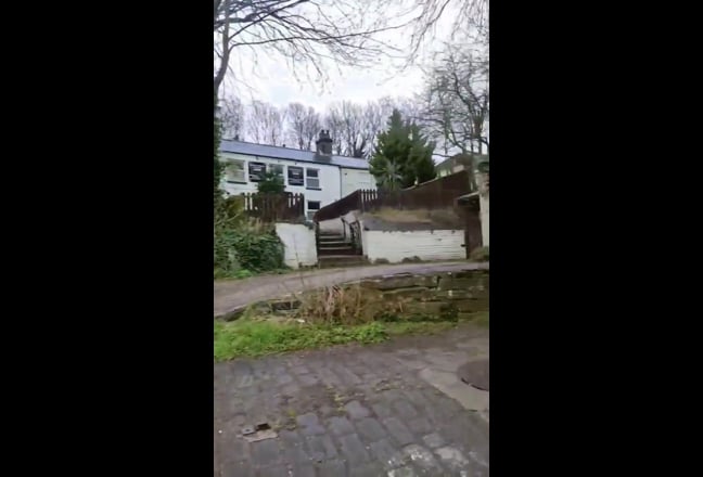 Bright single in cosy house Main Photo