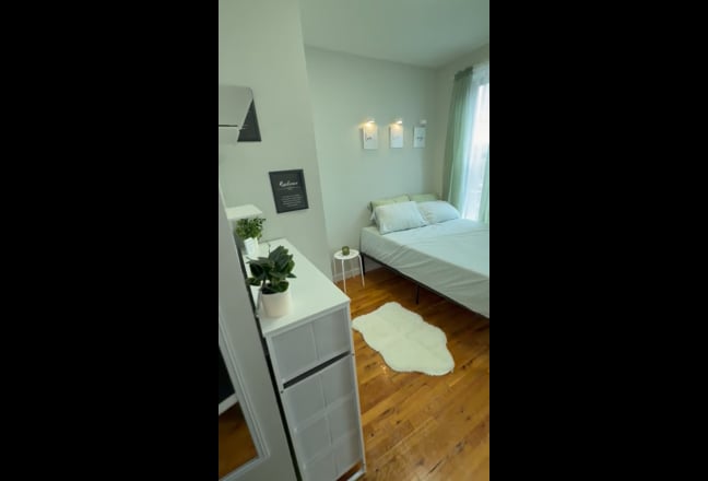$1400 Furnished Room; All Utilities Included Main Photo