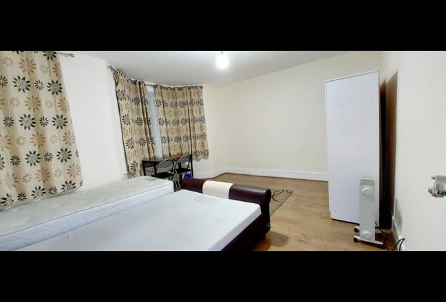 Double and Single Bedrooms near Liverpool Street Main Photo