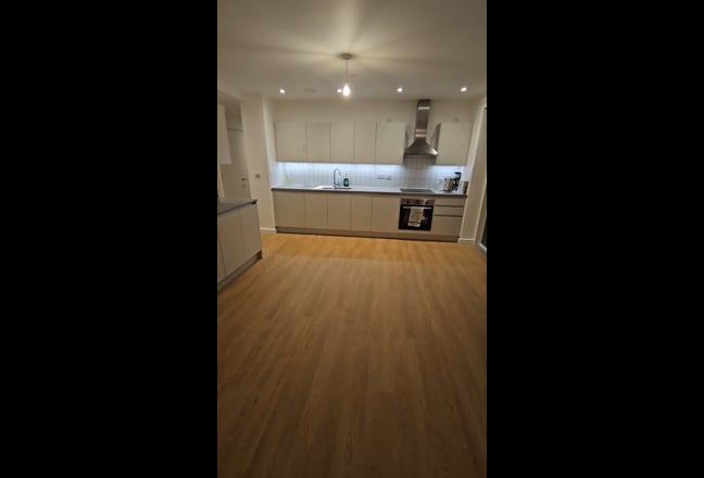 Luxury En-Suite Room - Prime Barking Location Main Photo