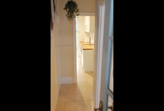 Large Double Room 4.2mx3.7m Highams Park/Chingford Main Photo