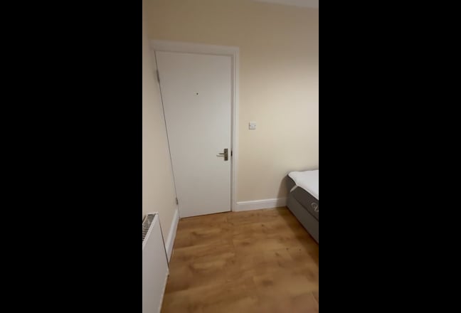 Double room DA1 2BQ Main Photo