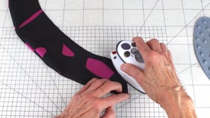 Kragen und Riegel bügeln