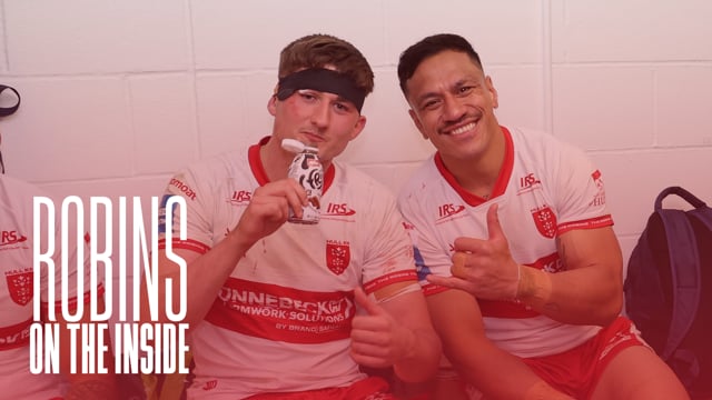 Tom Whitehead Leads The Team Song! Robins: On The Inside