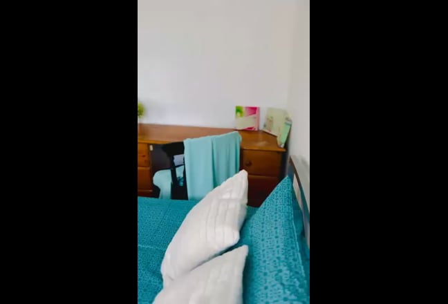 Fantastic location close to Town centre  Main Photo