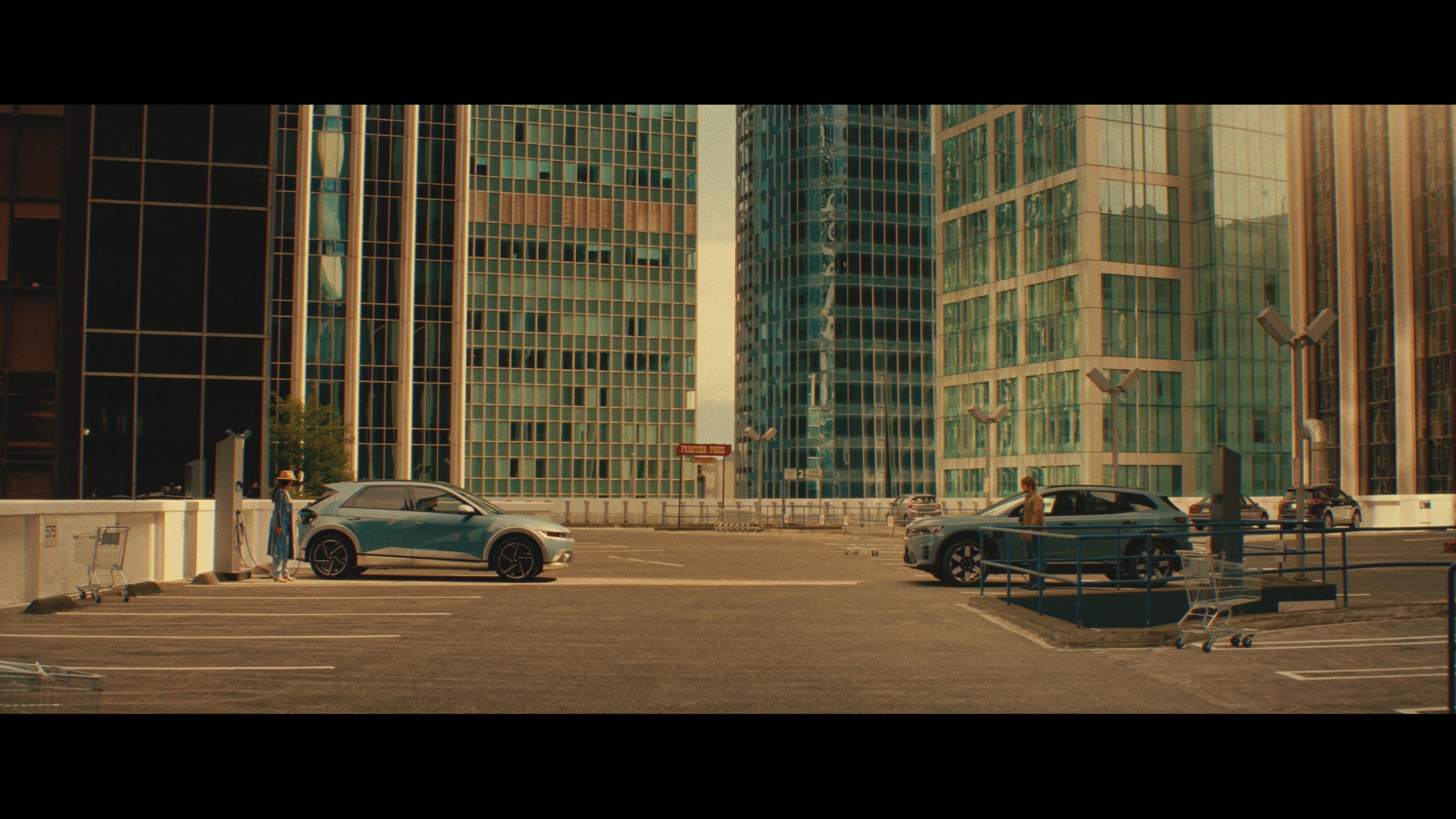 Hyundai Stand off | Videos & Movies on Vimeo