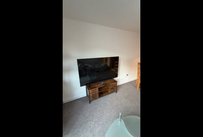 Spacious Double Room with large bathroom Main Photo