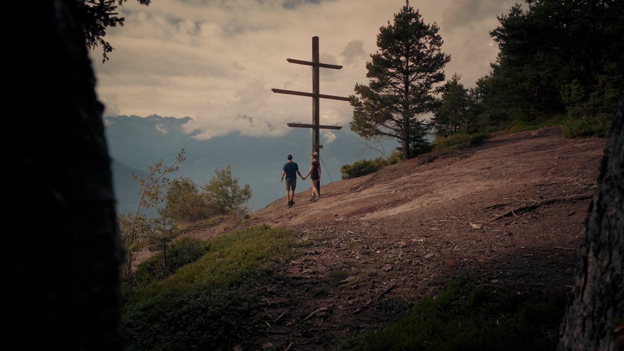 Standbild aus dem Film für Alpin