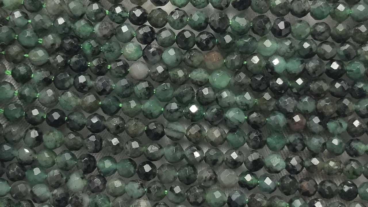 ブラジル産エメラルド ラウンドカット3mm 1連｜天然石ビーズの卸問屋