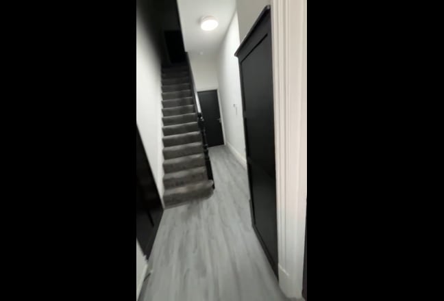 Luxury Ensuite Bedrooms Close to Town Centre Main Photo