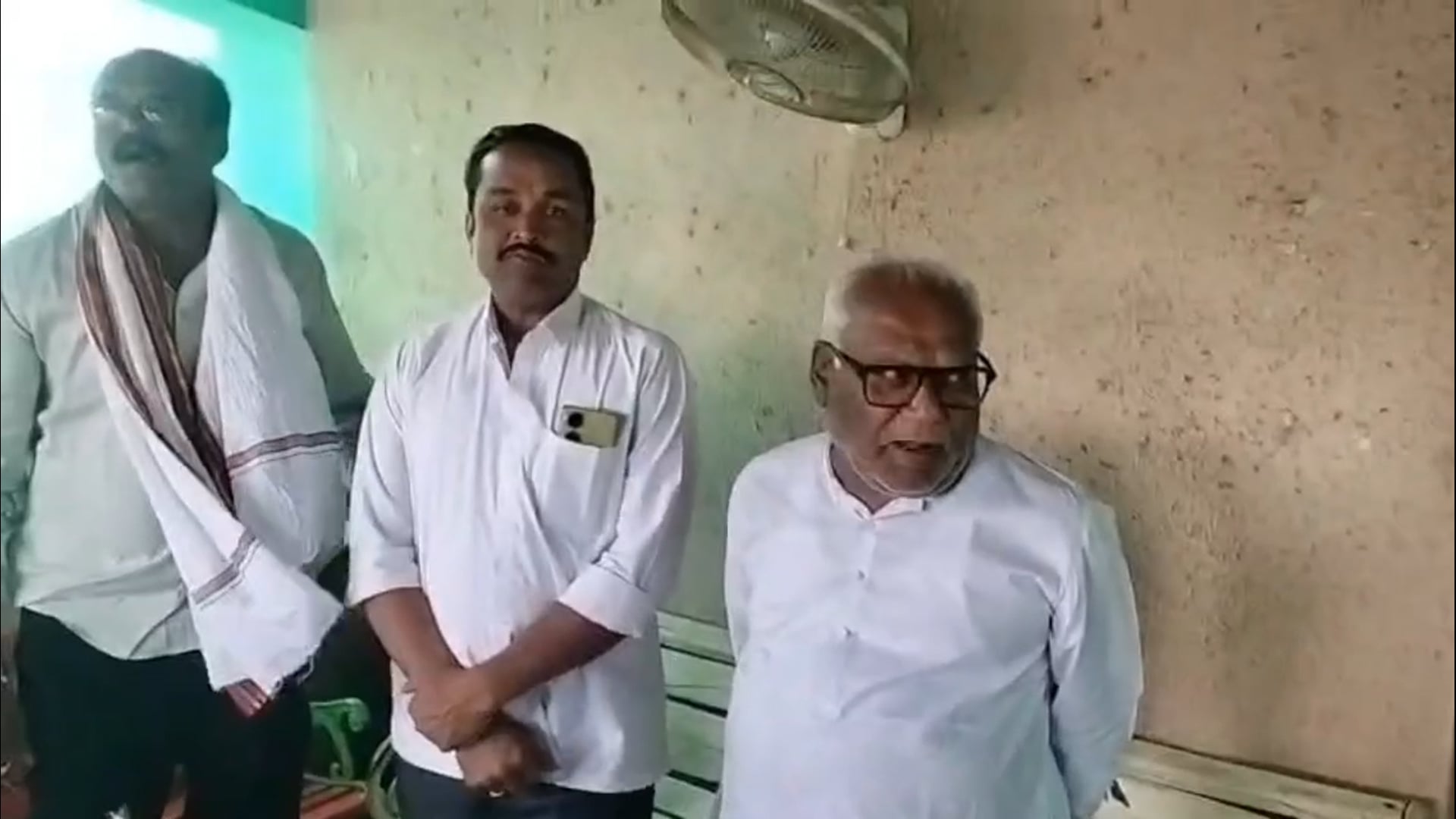 बाजार समिति के अध्यक्ष ने जन्म दिवस कि हार्दिक शुभकामनाएं दी