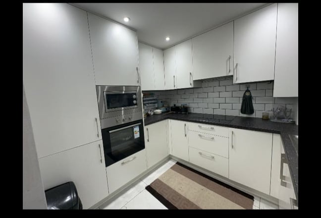  Ensuite double room in Wembley for single Main Photo