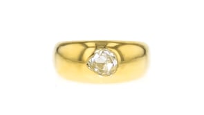 C. 2000 Vintage .40 Carat Pear-Shaped Diamond Ring in 18kt Yellow Gold