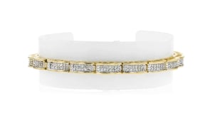 C. 1990 Vintage 2.00 ct. t.w. Diamond Scalloped Link Bracelet in 14kt Yellow Gold