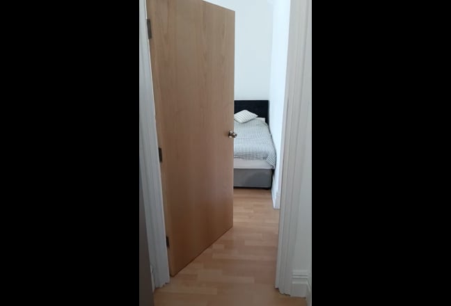 Double Bedroom in Luxury  Apt Main Photo