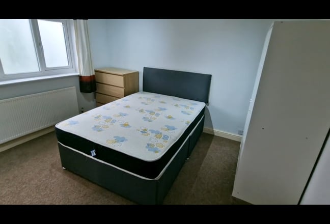  En-suite double | South Harrow Tube | bills incl Main Photo