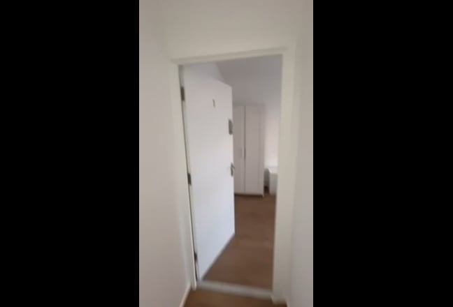 Bright double room in Oval! (34Clif) Main Photo