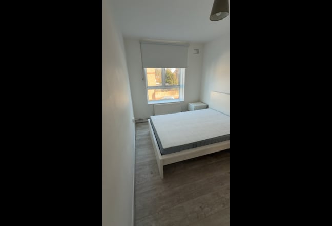 Lovely room available in Elephant and Castle! (9Te Main Photo