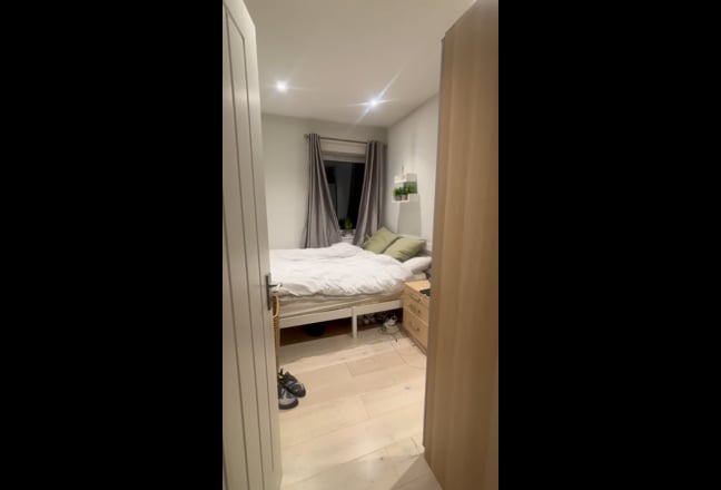  Cosy room in Balham - Available ASAP Main Photo