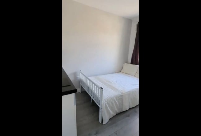 Self-Contained Cosy Studio - All Bills Included Main Photo