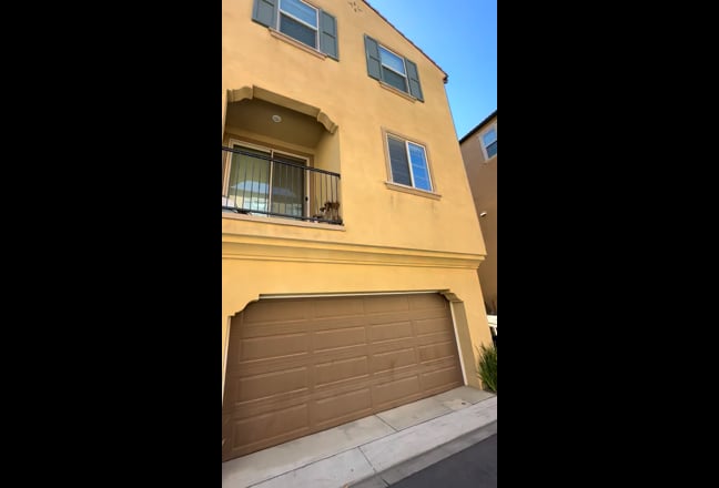 PRIVATE 1 Bedroom, 1 Bathroom Space Main Photo