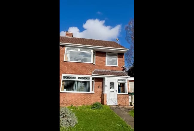 Single/double room in Stonehouse by the canal Main Photo